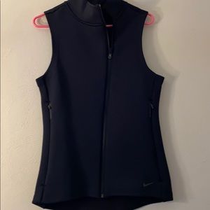 Nike vest